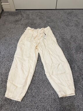 Express Cream Cropped Drawstring Pants